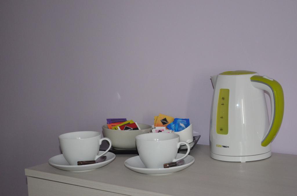 Lambruschini 69 Bed and Breakfast Fiumicino Værelse billede
