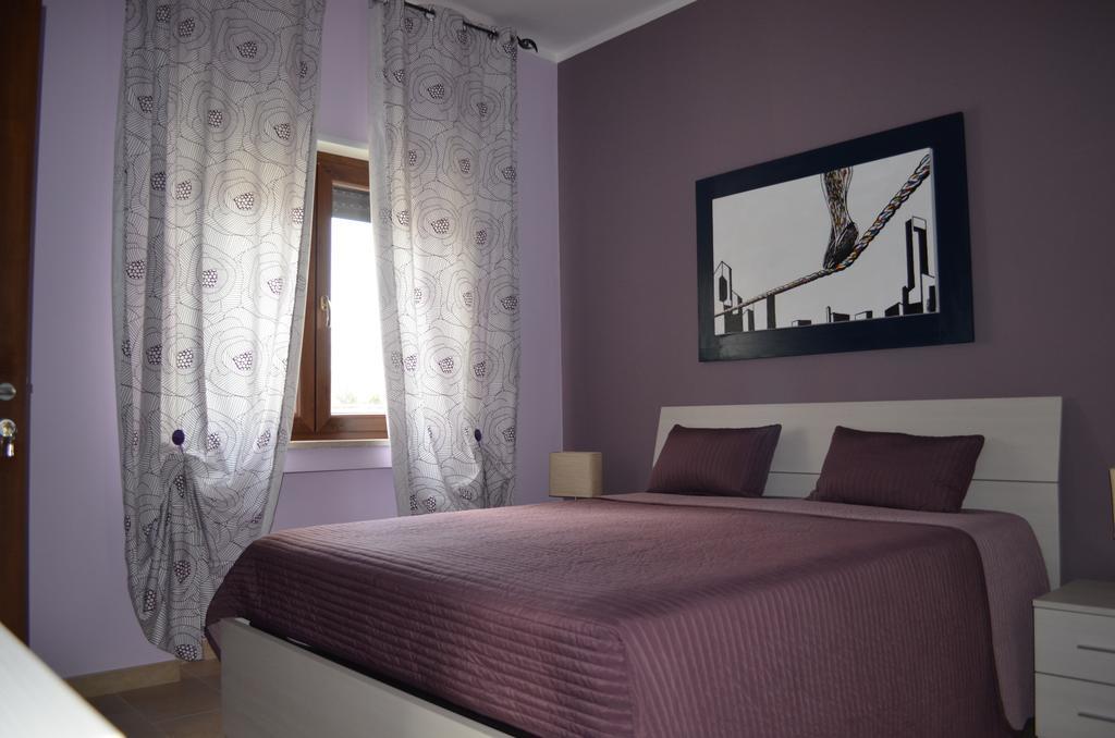 Lambruschini 69 Bed and Breakfast Fiumicino Værelse billede